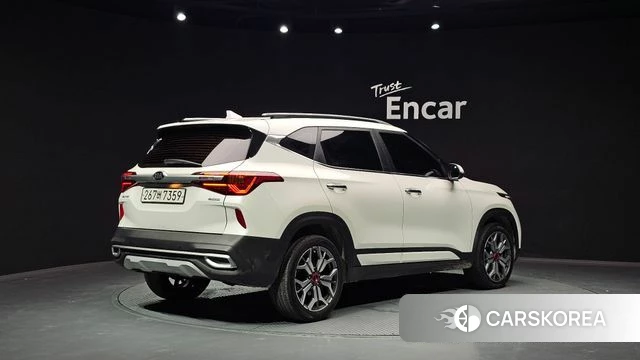 Kia Seltos id 4446560 из Кореи 12