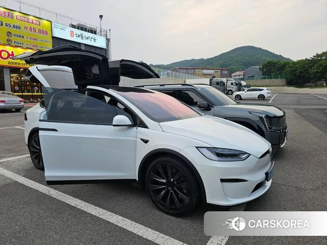 Tesla Model X id 4613148 из Кореи 12