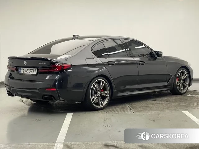 BMW 5 Series (G30) id 3539473 из Кореи 12