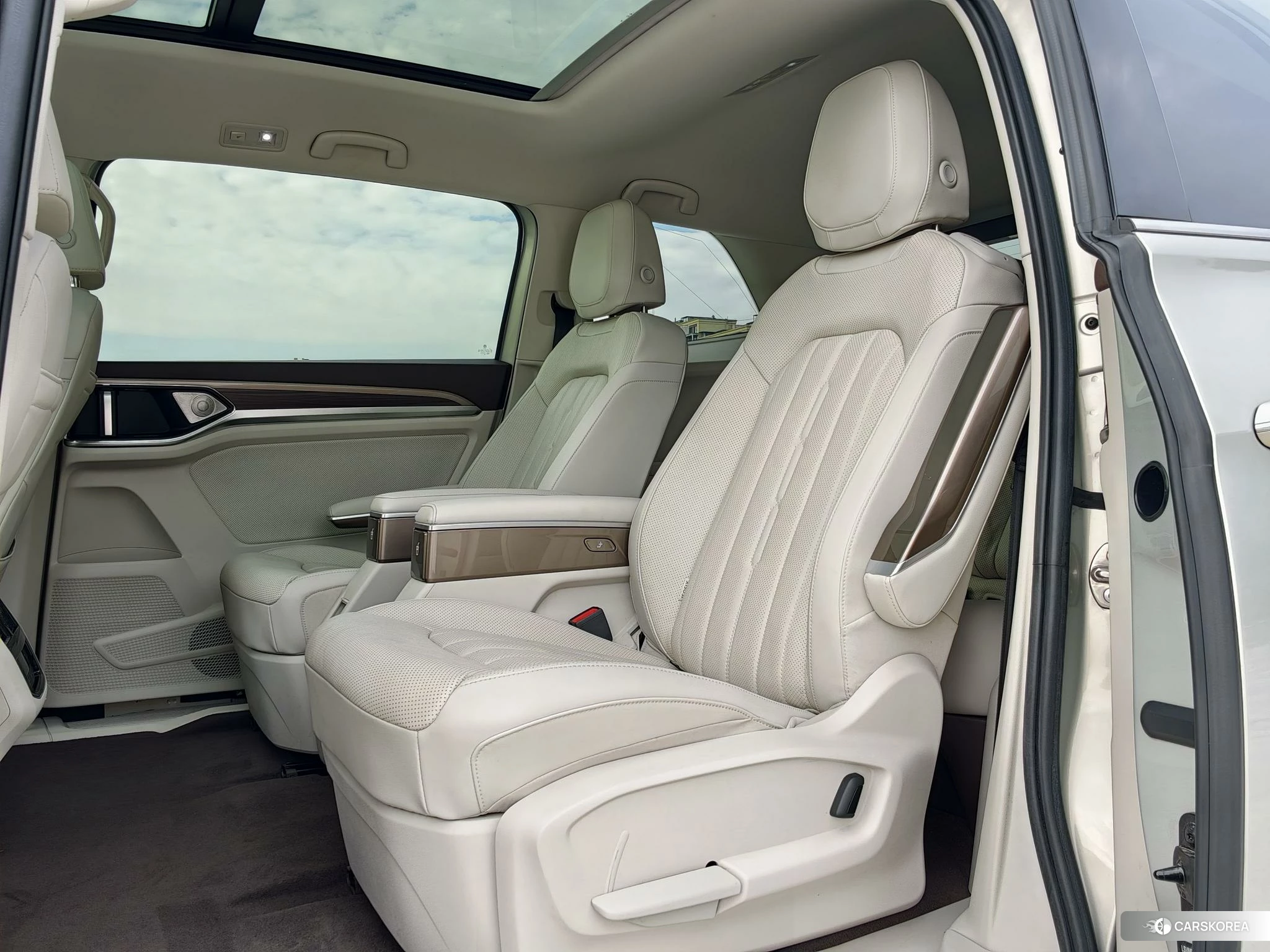 Volkswagen Weiran id 4455160 из Китая 12