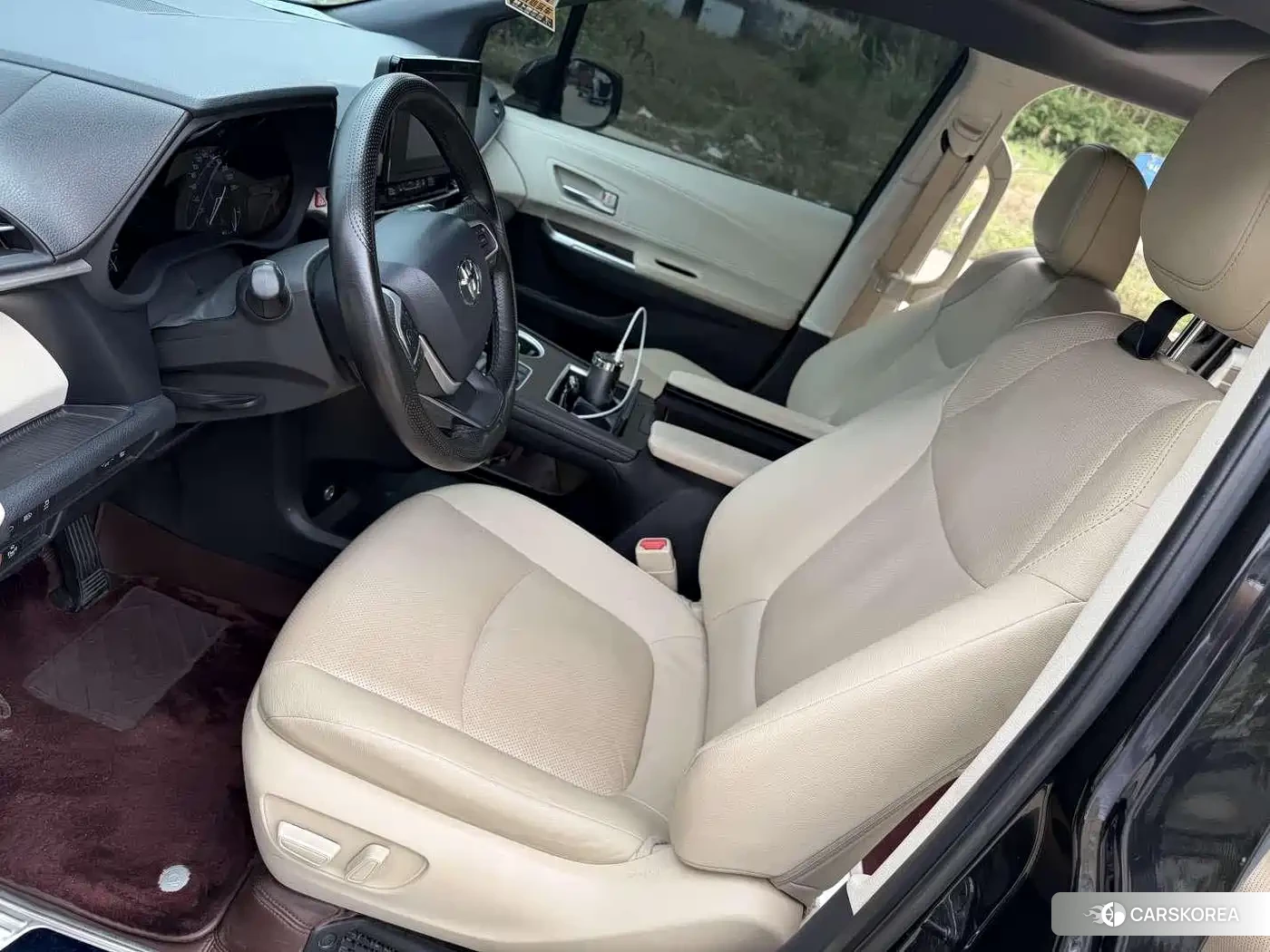 Toyota Sienna 2023 Черный из Китая, фото 5