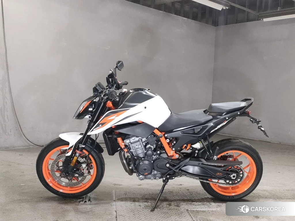 Проданный KTM 890 DUKE R 2021 из Японии