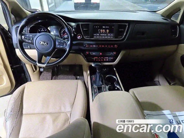 Kia The New Carnival id 2703628 из Кореи 12