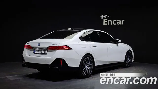 BMW 5 Series (G60) id 2712275 из Кореи 12