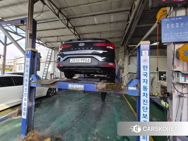 Hyundai The New Avante AD 2018 Черный из Кореи, фото 2