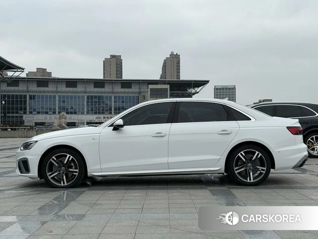 Audi A4L id 4275517 из Китая 7
