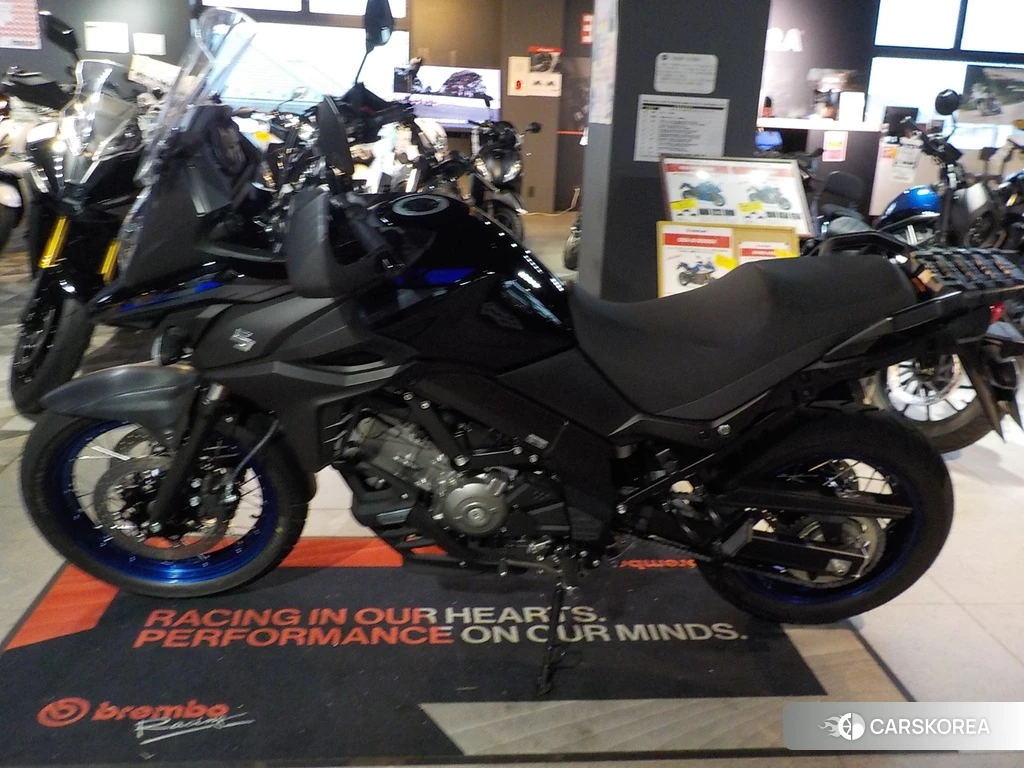 Проданный Suzuki V-STROM 650 XT 2024 из Японии, фото 2