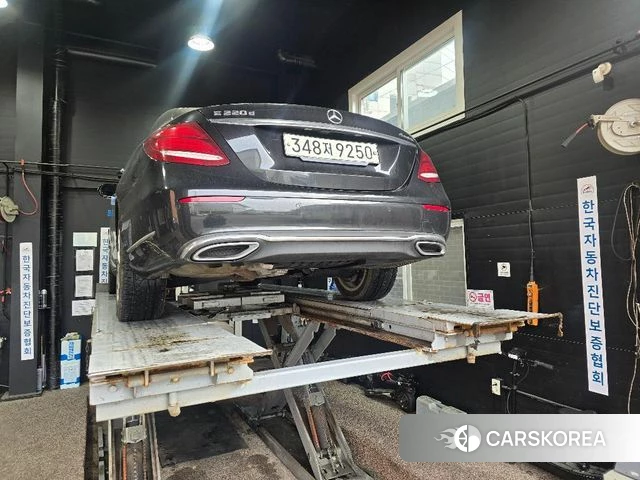 Mercedes-Benz E-Class W213 id 3813956 из Кореи 2