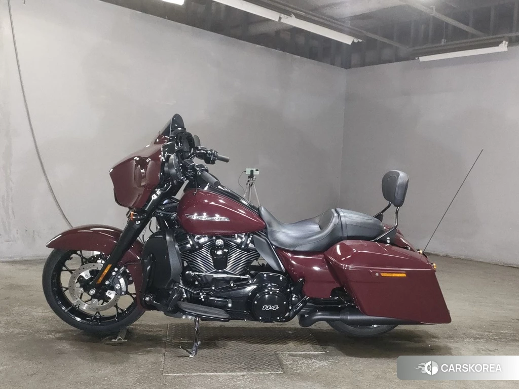 Проданный Harley-Davidson Street Glide FLHXS1870 2020 из Японии, фото 2