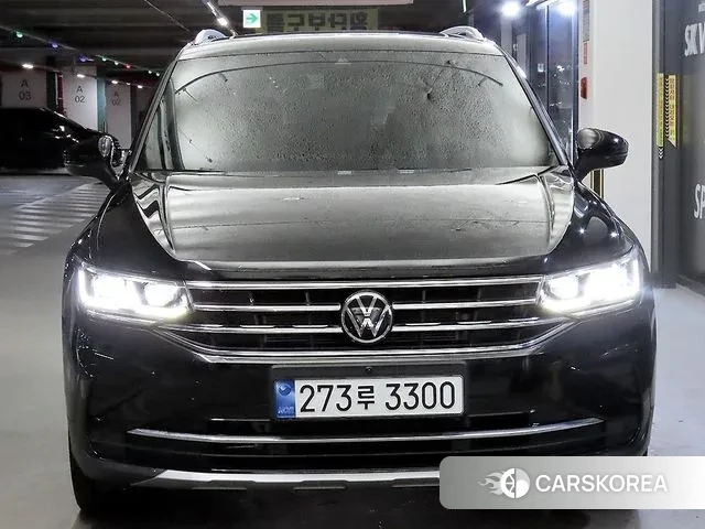 Volkswagen Tiguan second Generation 2023 Черный из Кореи, фото 2