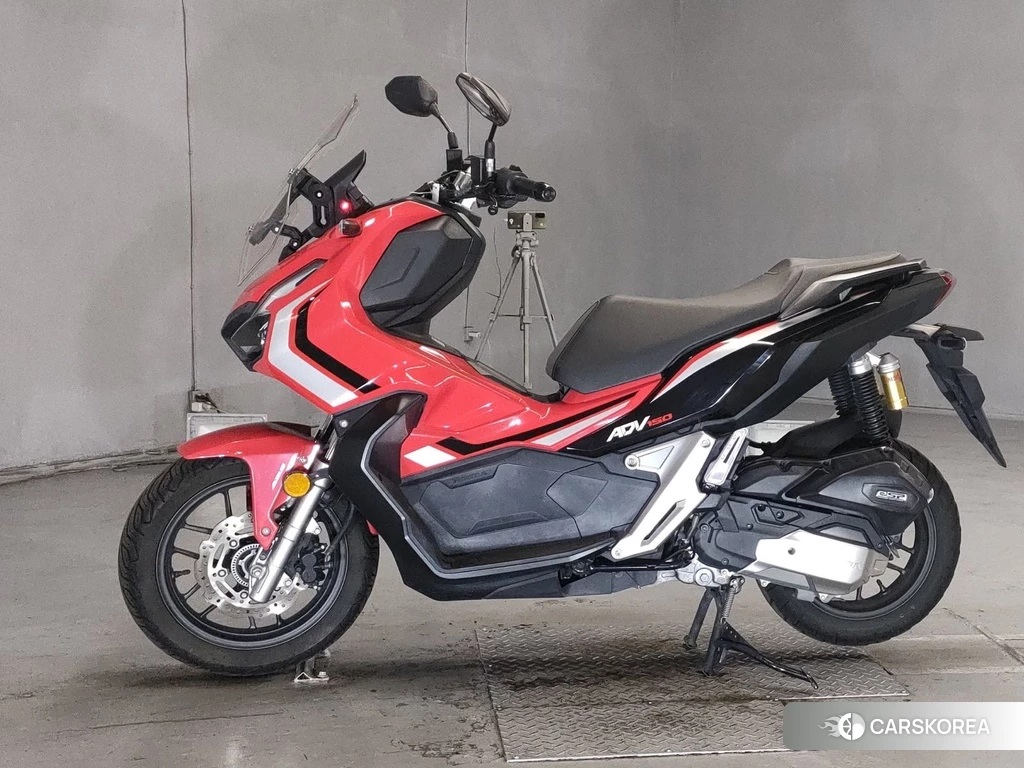 Проданный Honda ADV150 2019 из Японии