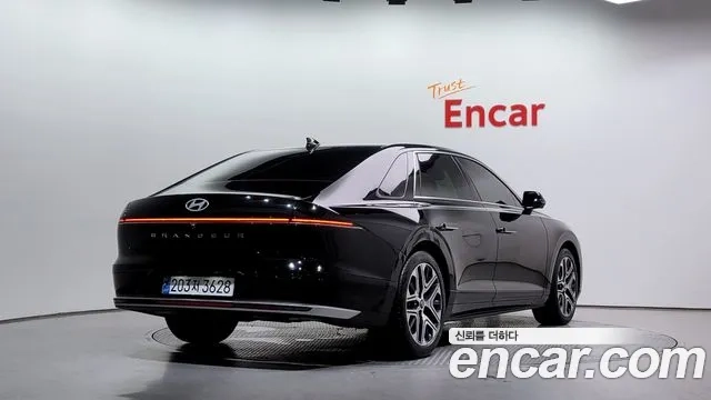 Hyundai Grandeur (GN7) id 2862377 из Кореи 12