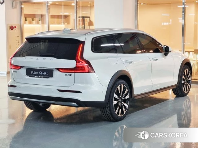 Volvo V60 Cross-Country 2nd Generation id 3921503 из Кореи 12