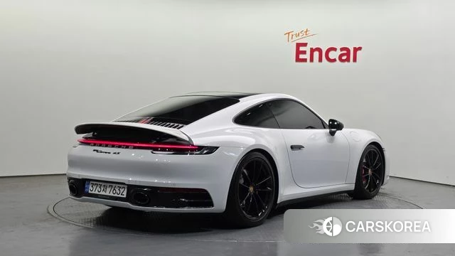 Porsche 911(992) id 4284839 из Кореи 12