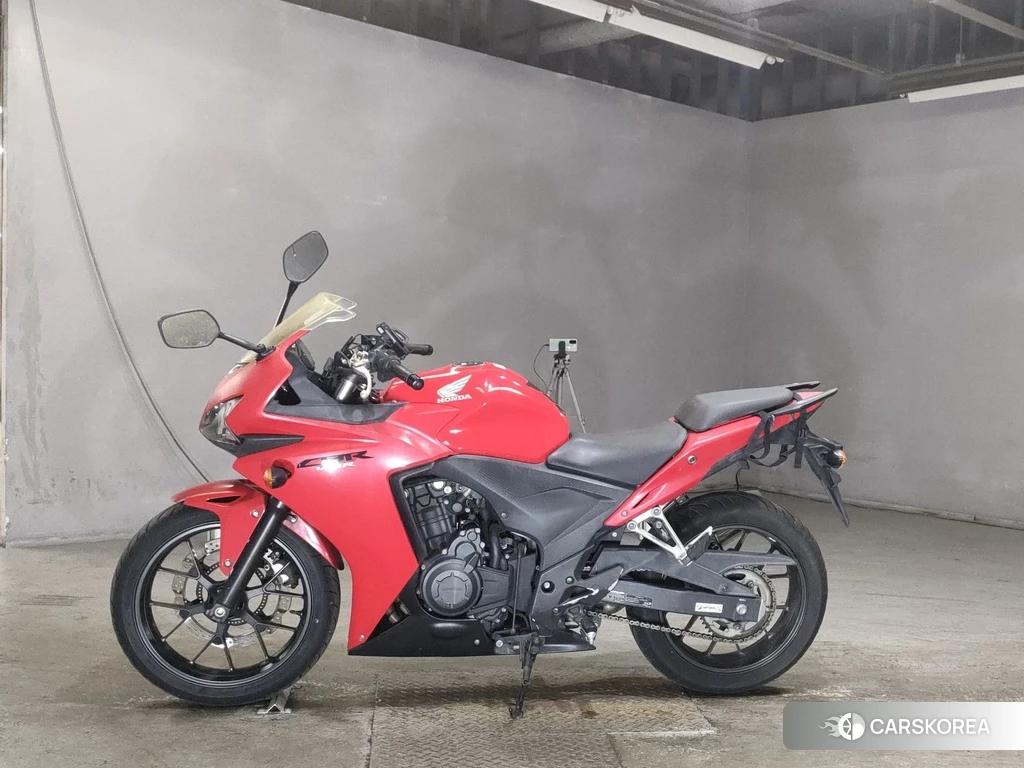 Проданный Honda CBR400R 2015 из Японии, фото 2