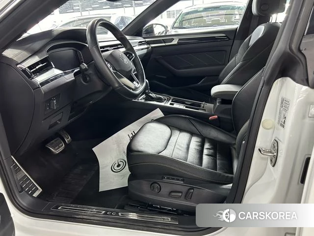 Volkswagen CC 2024 Белый из Китая, фото 2