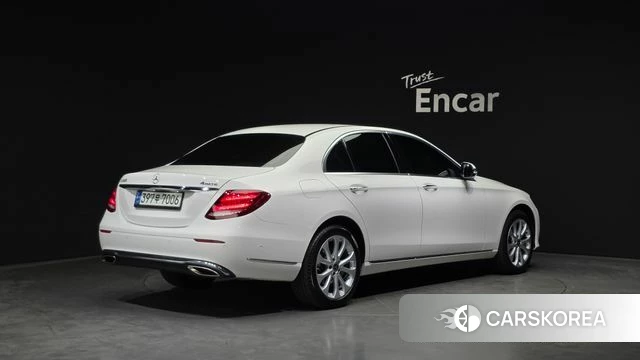 Mercedes-Benz E-Class W213 id 3966272 из Кореи 12