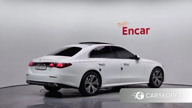 Mercedes-Benz E-Class W214 id 3629120 из Кореи 12