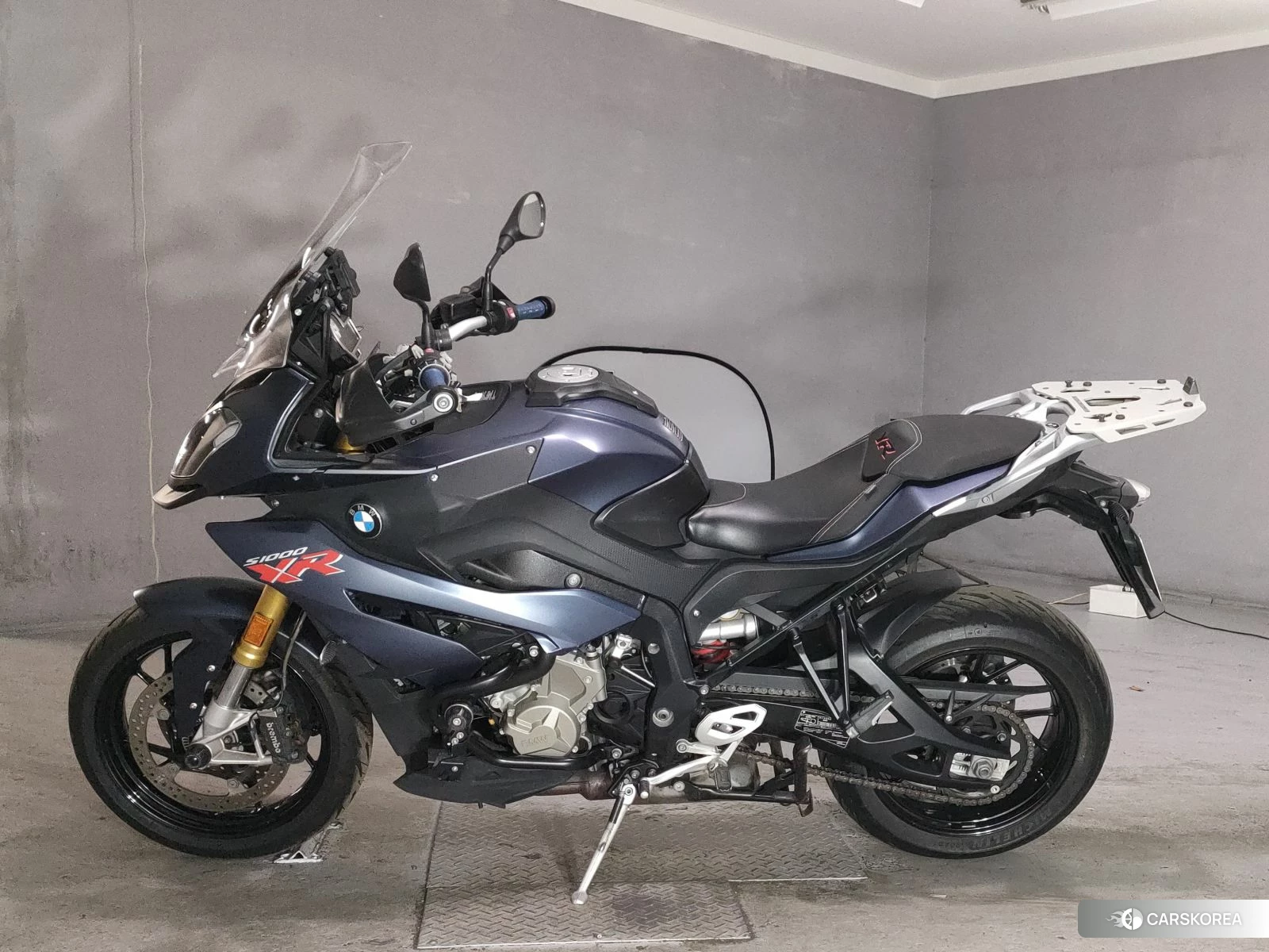 Проданный BMW S1000XR 2017 из Японии