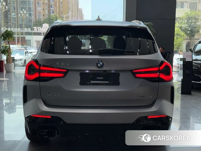 BMW X3 2022 Серебристо-серый из Китая, фото 2