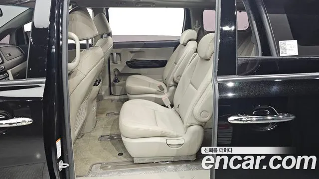 Kia The New Carnival id 2756991 из Кореи 12