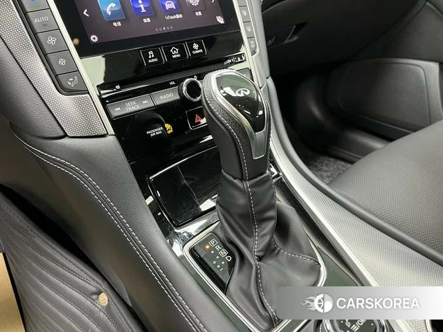 Infiniti Q50L id 3901946 из Китая 12