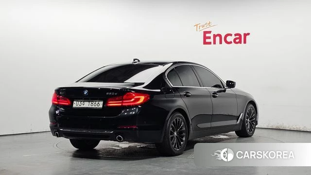 BMW 5 Series (G30) id 4581598 из Кореи 12
