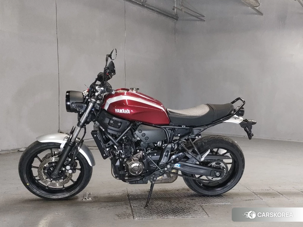 Проданный Yamaha XSR700 id 4167314 из Японии