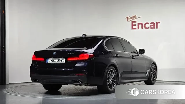 BMW 5 Series (G30) id 3685209 из Кореи 12