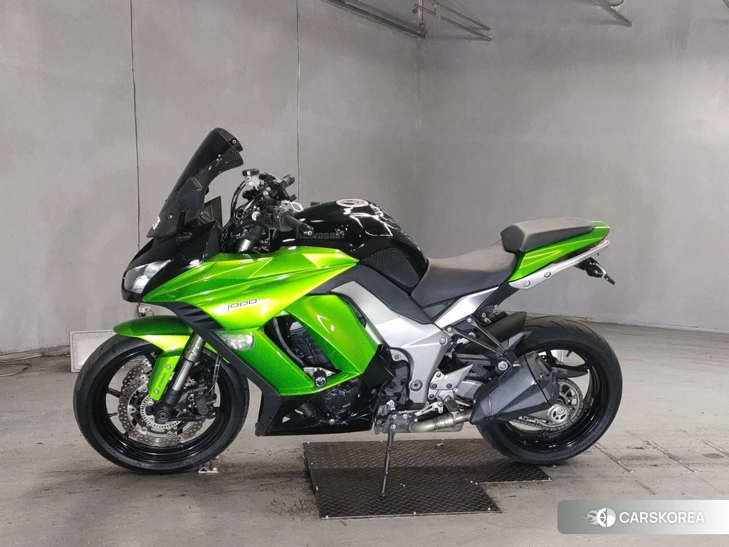 Проданный Kawasaki NINJA 1000 2013 из Японии