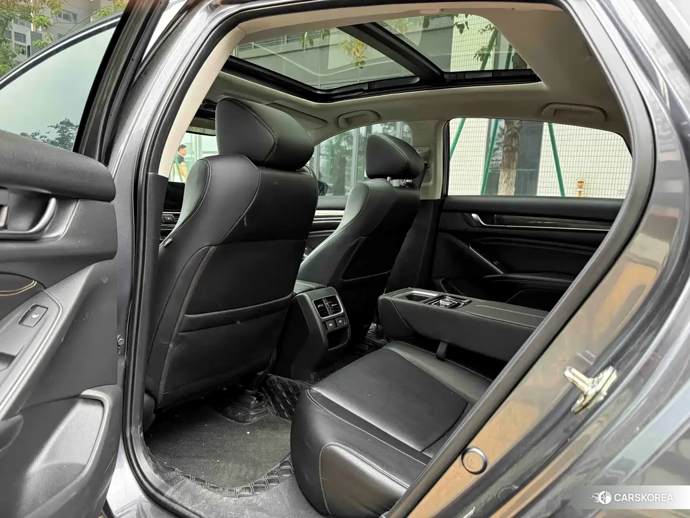 Honda Accord 2021 Silver/gray из Китая, фото 2