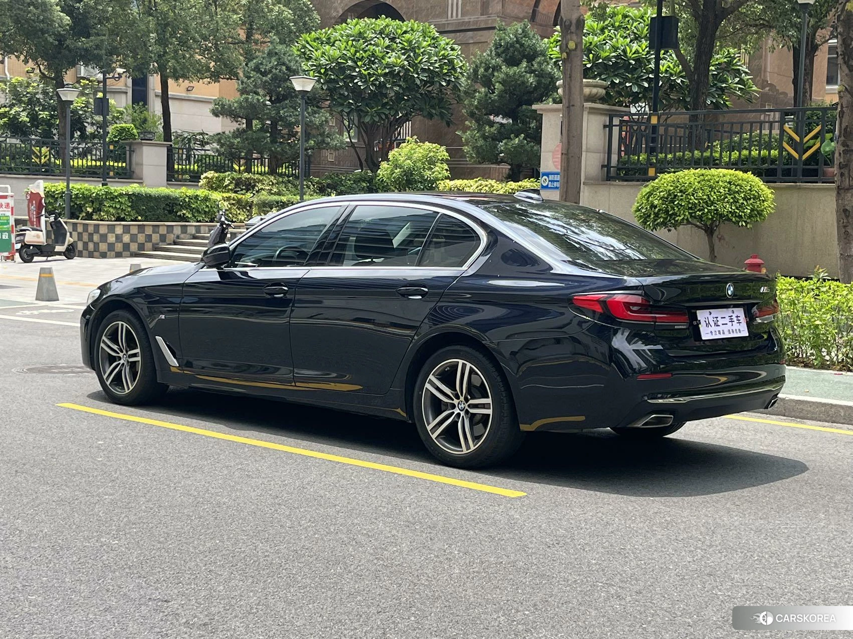 BMW 5 series 2021 Черный из Китая, фото 5