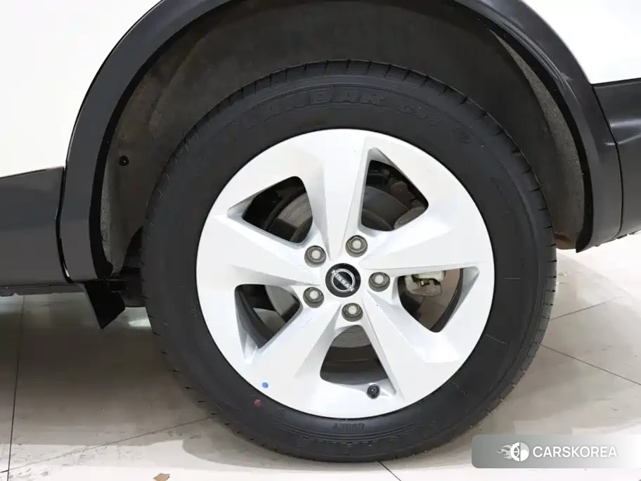 Nissan Qashqai id 4654484 из Китая 11