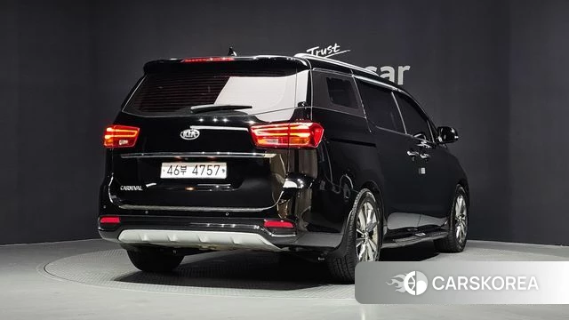 Kia The New Carnival id 4595776 из Кореи 12