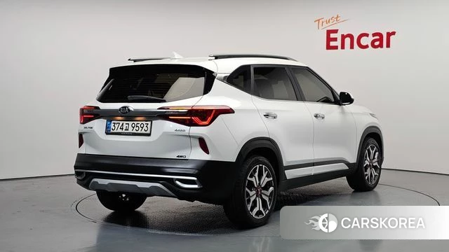 Kia Seltos id 4458514 из Кореи 12