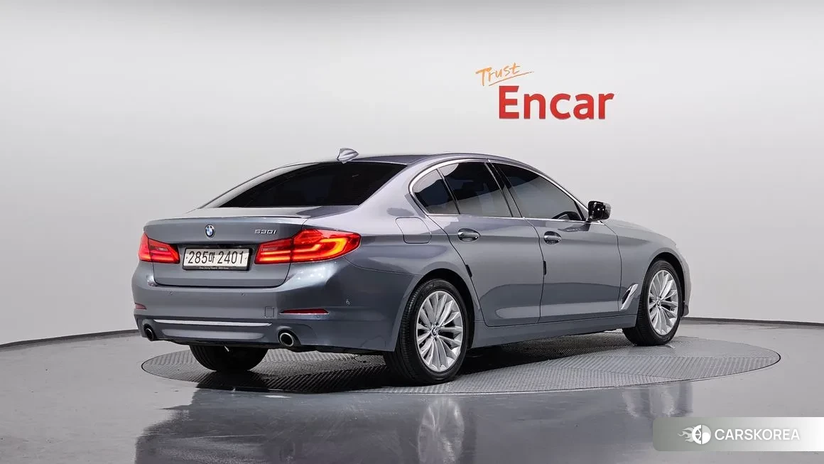 BMW 5 Series (G30) id 2148012 из Кореи 12