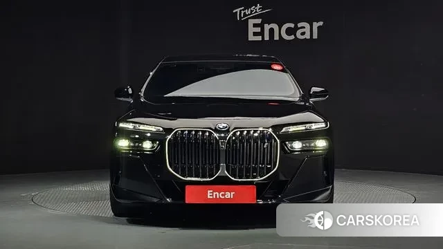 BMW i7 (G70) id 3207065 из Кореи 12