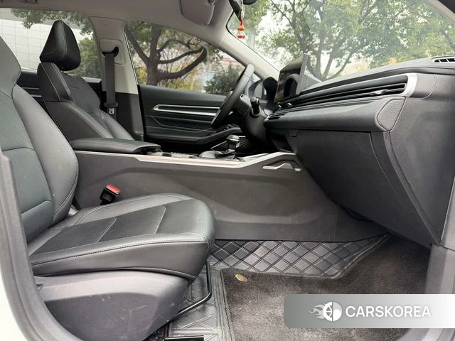 Geely Automobile Emgrand id 4241383 из Китая 11