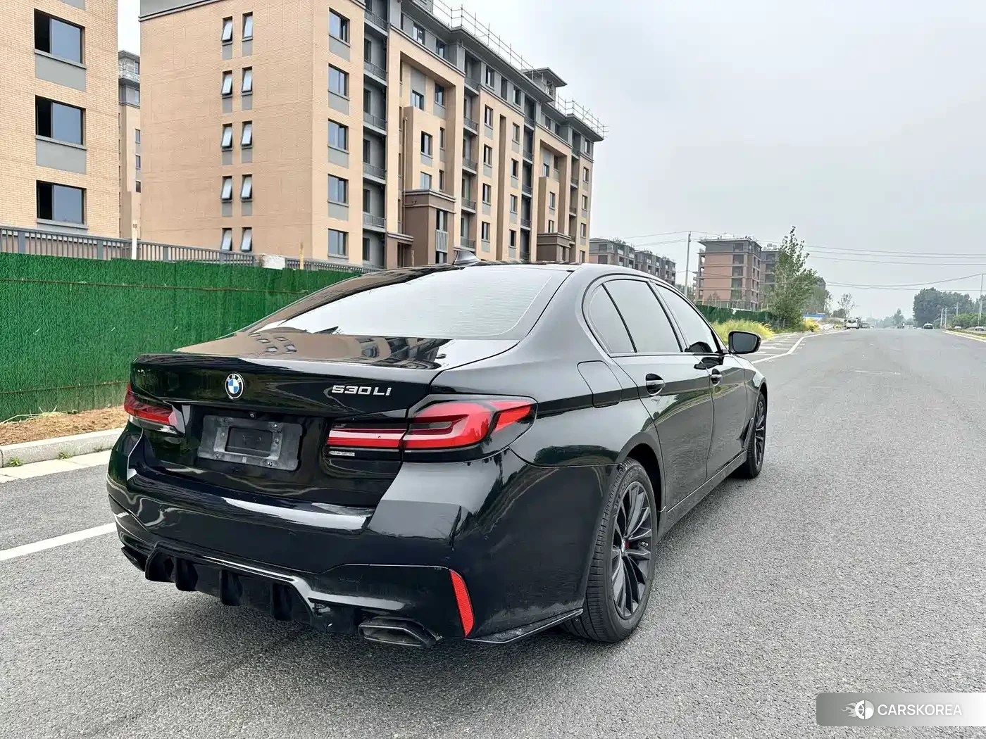 BMW 5 series 2021 Черный из Китая, фото 3