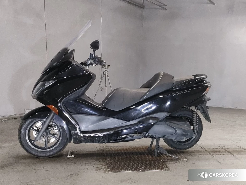 Проданный Honda FORZA Z 2012 из Японии