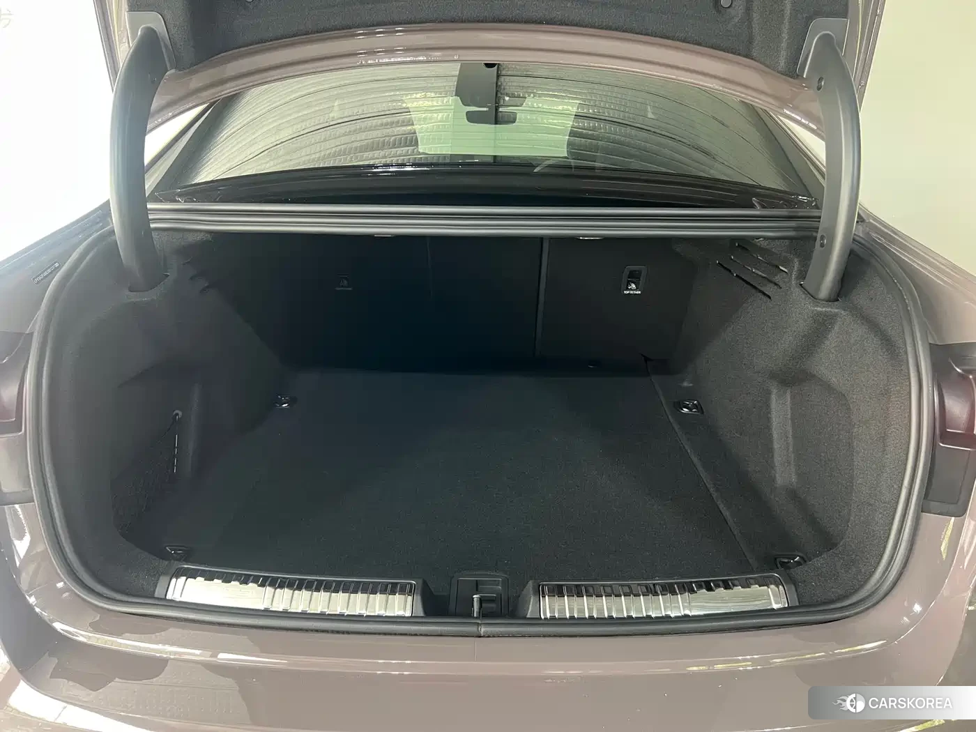 Audi A5L id 4589111 из Китая 12