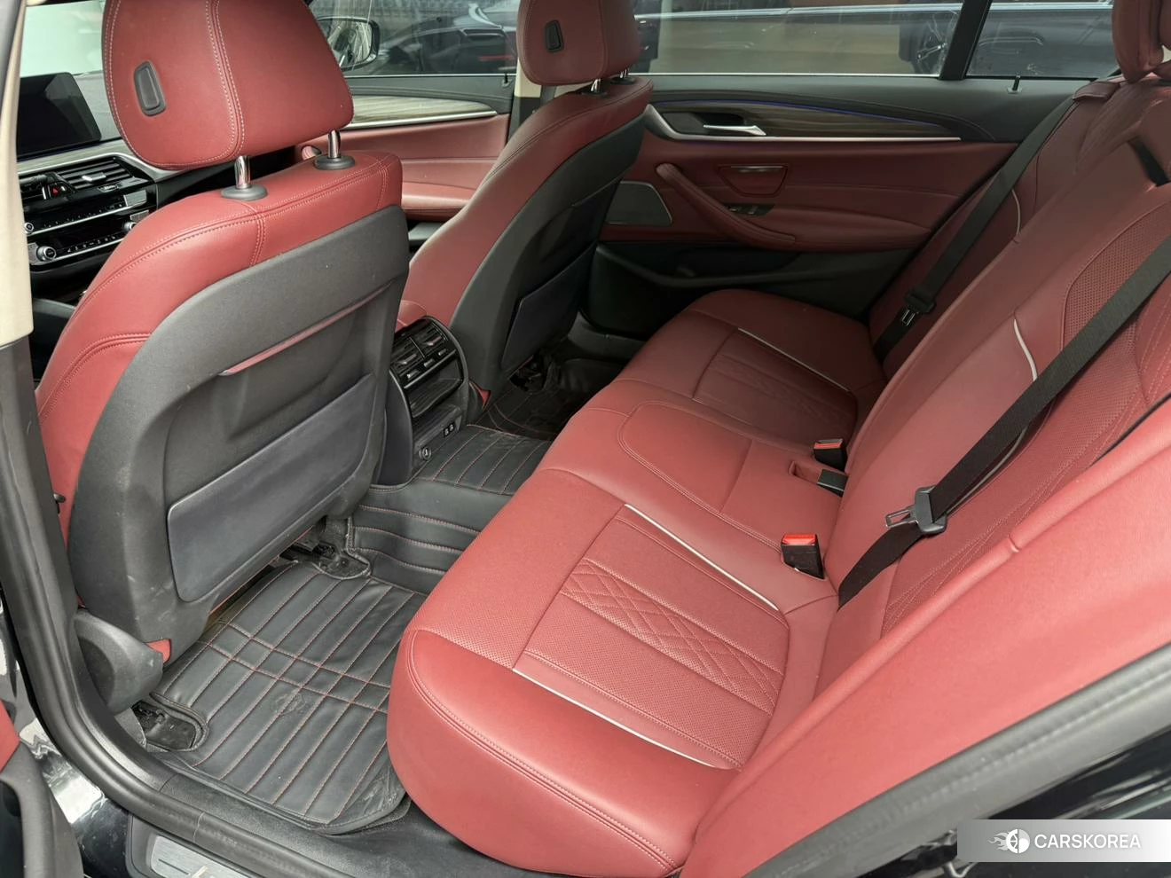 BMW 5 series 2021 Черный из Китая, фото 4