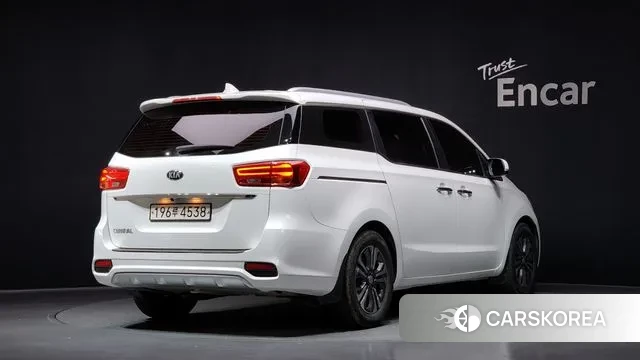 Kia The New Carnival id 3494622 из Кореи 12