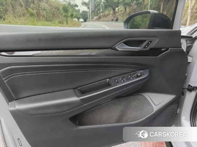 Volkswagen Golf id 4258169 из Китая 12