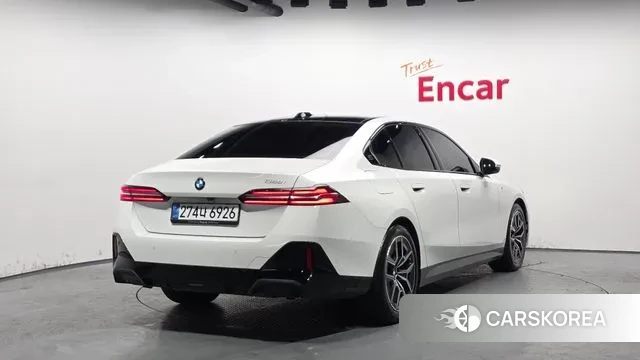 BMW 5 Series (G60) id 3624322 из Кореи 12