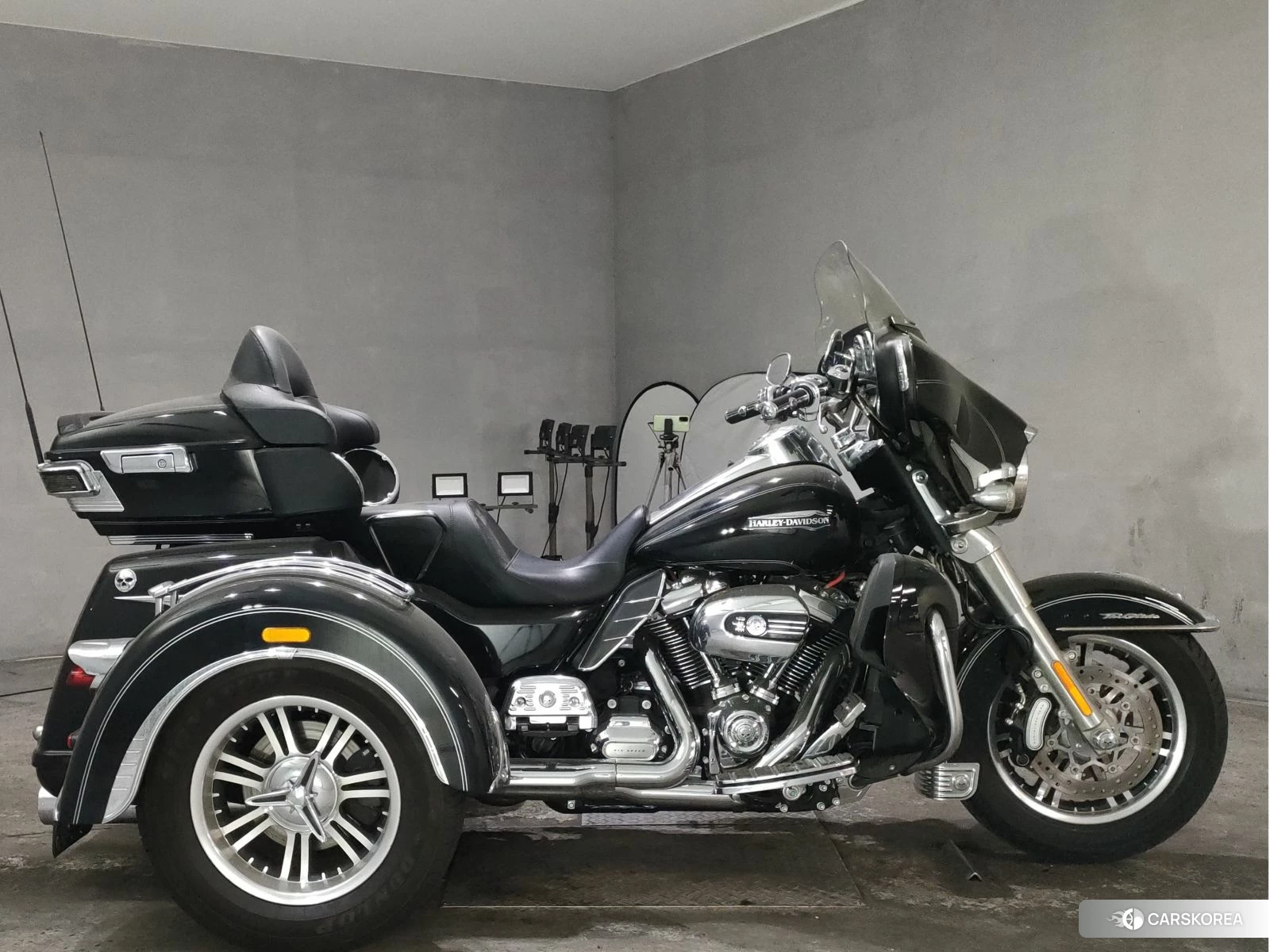 Harley-Davidson Electra Glide FLHTCUTG1750 2017 из Японии, фото 3