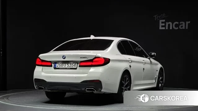 BMW 5 Series (G30) id 2963924 из Кореи 12