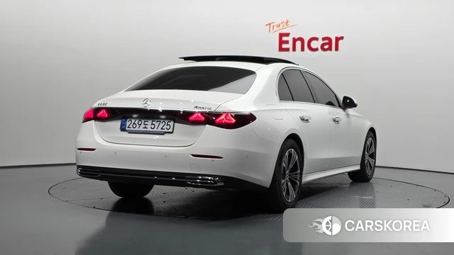 Mercedes-Benz E-Class W214 id 3891148 из Кореи 12