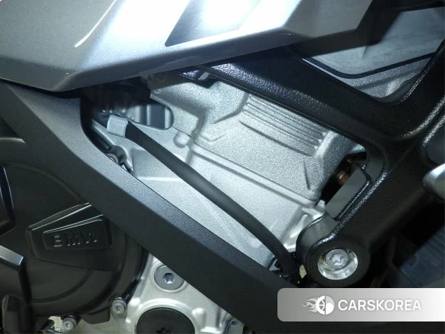 Engine photo