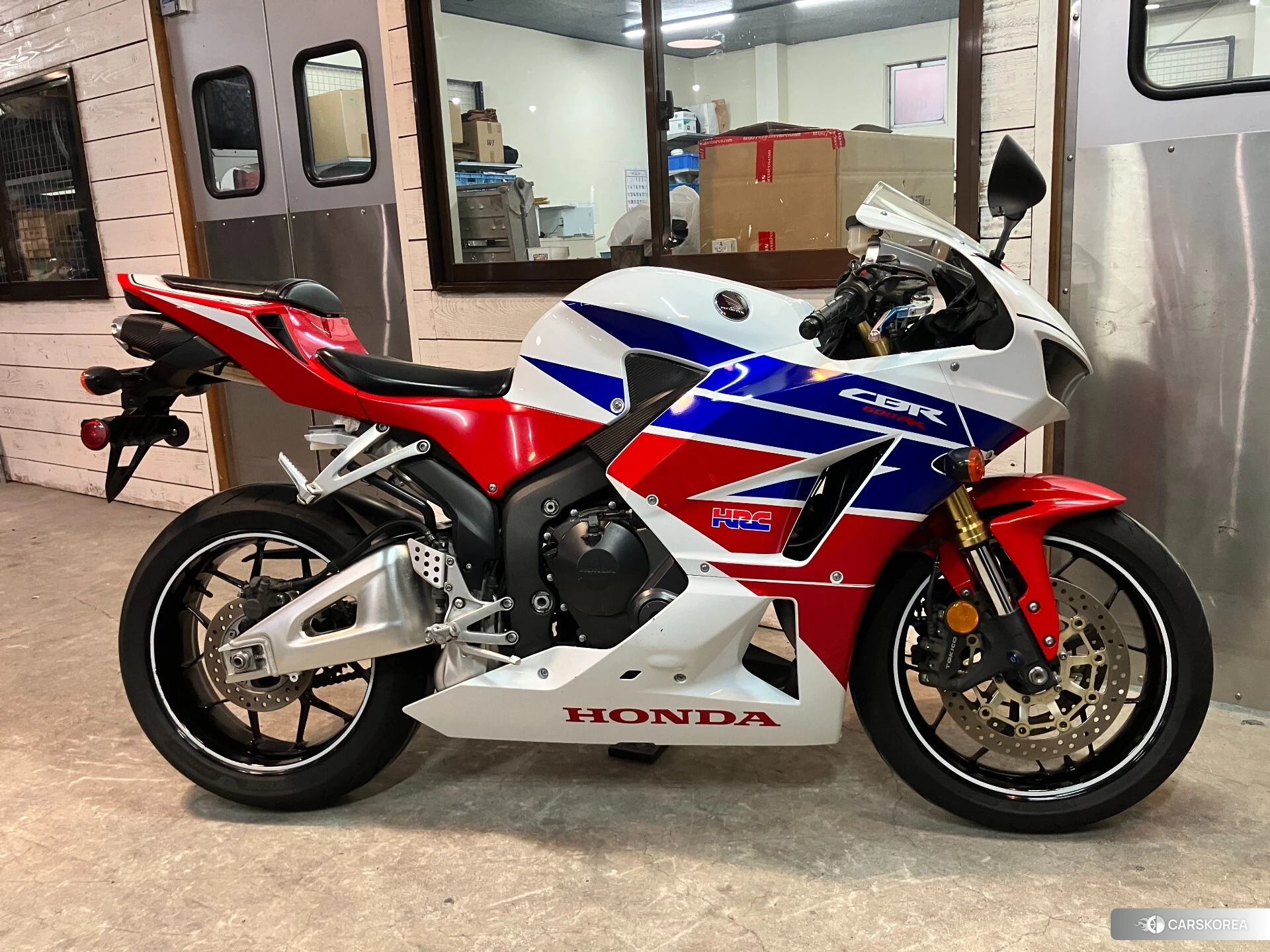 Проданный Honda CBR600RR id 4184829 из Японии, фото 12
